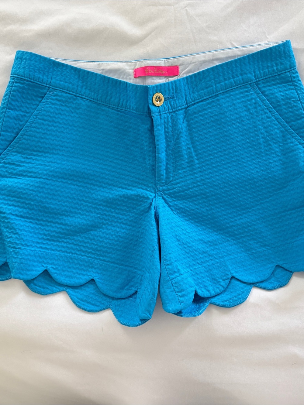 Lilly Pulitzer blue buttercup scalloped shorts size 2
